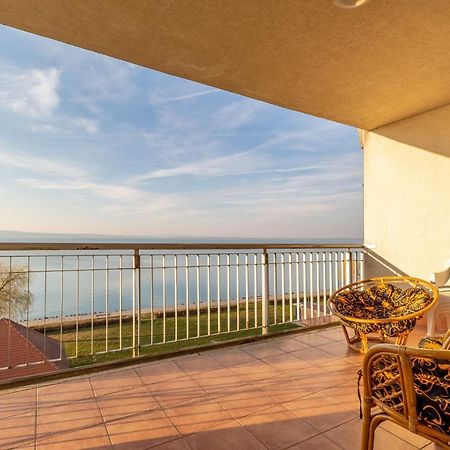 Kek Hullam Apartman By Bltn Διαμέρισμα Σίοφοκ Εξωτερικό φωτογραφία